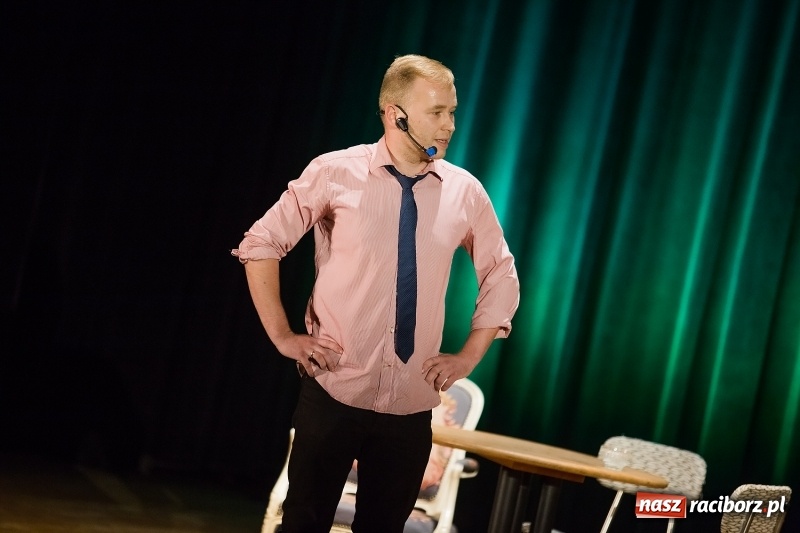 Zdjęcie w galerii na portalu naszraciborz.pl: Spektakl Irrealis przerwany przez nawałnicę wiadomości z regionu