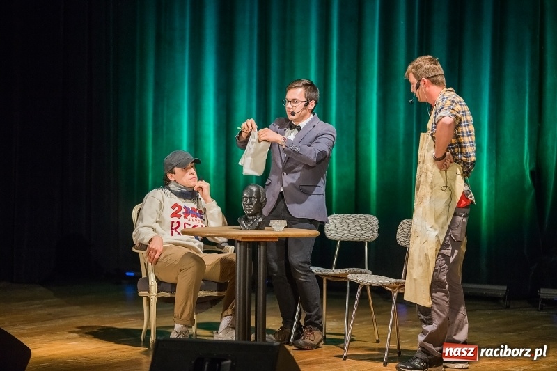 Zdjęcie w galerii na portalu naszraciborz.pl: Spektakl Irrealis przerwany przez nawałnicę wiadomości z regionu