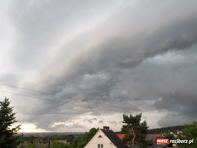 Zdjęcie w galerii na portalu naszraciborz.pl: Meteo Project Racibórz objaśnia, co spowodowało kataklizm w Kuźni i Nędzy  wiadomości z regionu
