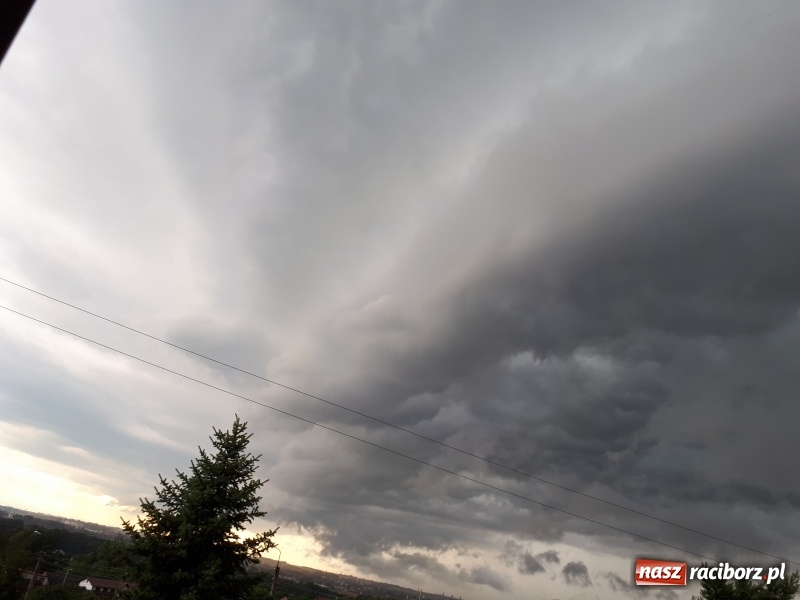 Zdjęcie w galerii na portalu naszraciborz.pl: Meteo Project Racibórz objaśnia, co spowodowało kataklizm w Kuźni i Nędzy  wiadomości z regionu