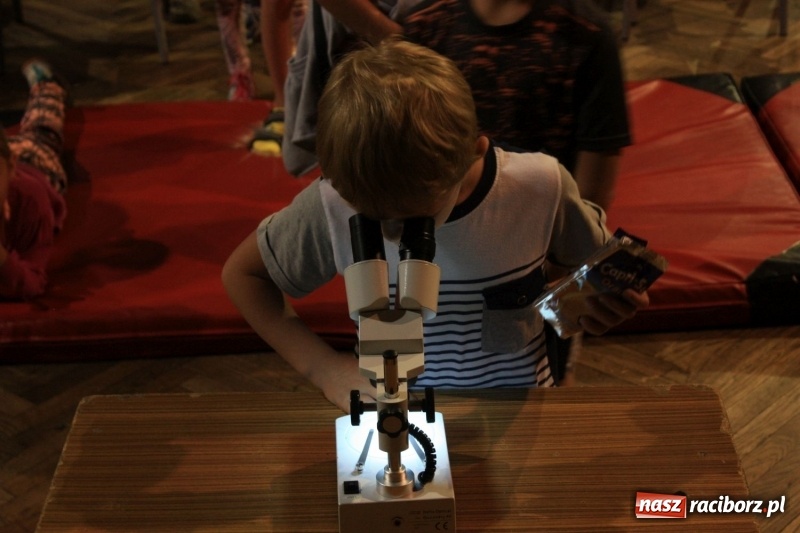 Zdjęcie w galerii na portalu naszraciborz.pl: Kosmiczne rozpoczęcie wakacji w krzanowickim domu kultury  wiadomości z regionu