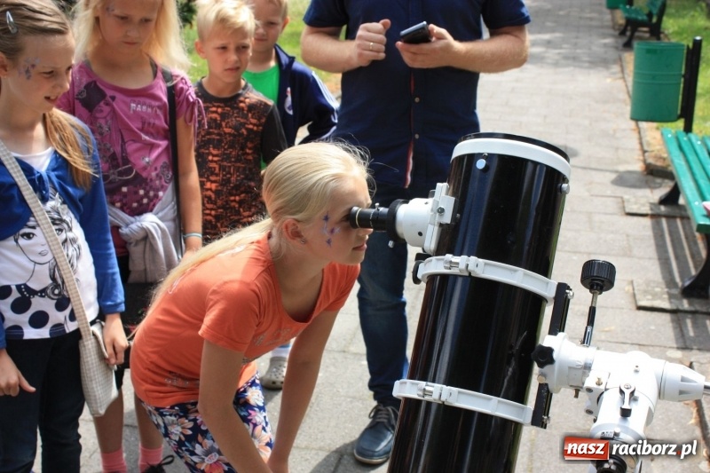 Zdjęcie w galerii na portalu naszraciborz.pl: Kosmiczne rozpoczęcie wakacji w krzanowickim domu kultury  wiadomości z regionu