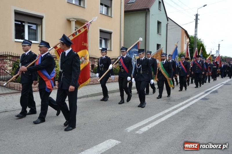 Zdjęcie w galerii na portalu naszraciborz.pl: Bogu na chwałę, ludziom na ratunek – jubileusz 110-lecia OSP w Krzyżanowicach wiadomości z regionu