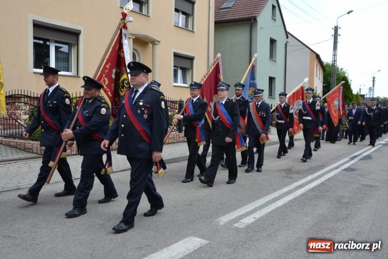 Zdjęcie w galerii na portalu naszraciborz.pl: Bogu na chwałę, ludziom na ratunek – jubileusz 110-lecia OSP w Krzyżanowicach wiadomości z regionu
