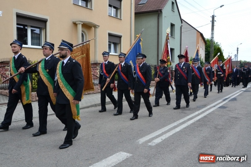 Zdjęcie w galerii na portalu naszraciborz.pl: Bogu na chwałę, ludziom na ratunek – jubileusz 110-lecia OSP w Krzyżanowicach wiadomości z regionu