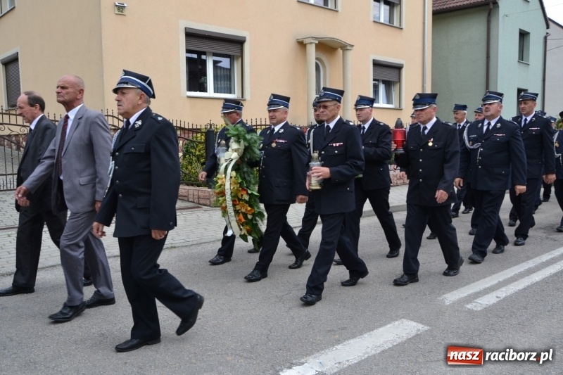 Zdjęcie w galerii na portalu naszraciborz.pl: Bogu na chwałę, ludziom na ratunek – jubileusz 110-lecia OSP w Krzyżanowicach wiadomości z regionu