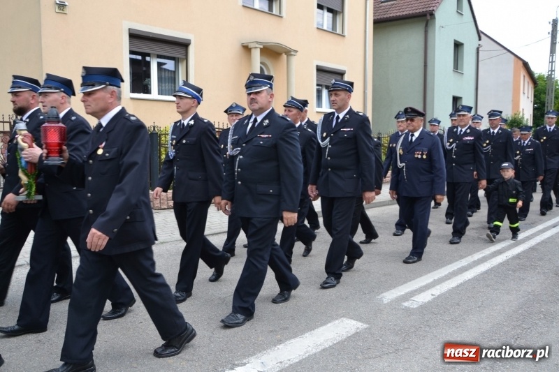Zdjęcie w galerii na portalu naszraciborz.pl: Bogu na chwałę, ludziom na ratunek – jubileusz 110-lecia OSP w Krzyżanowicach wiadomości z regionu