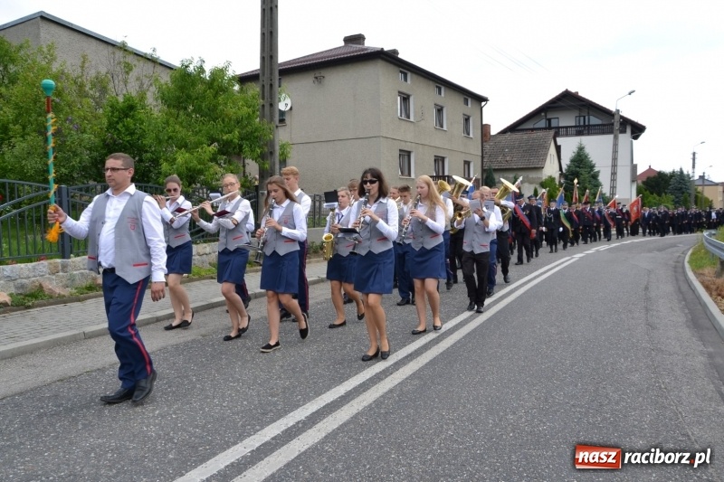 Zdjęcie w galerii na portalu naszraciborz.pl: Bogu na chwałę, ludziom na ratunek – jubileusz 110-lecia OSP w Krzyżanowicach wiadomości z regionu