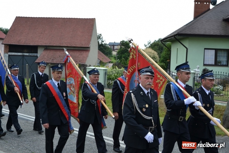 Zdjęcie w galerii na portalu naszraciborz.pl: Bogu na chwałę, ludziom na ratunek – jubileusz 110-lecia OSP w Krzyżanowicach wiadomości z regionu