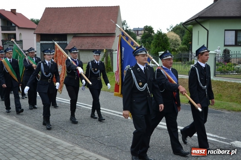 Zdjęcie w galerii na portalu naszraciborz.pl: Bogu na chwałę, ludziom na ratunek – jubileusz 110-lecia OSP w Krzyżanowicach wiadomości z regionu