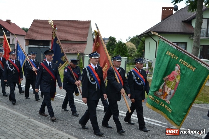Zdjęcie w galerii na portalu naszraciborz.pl: Bogu na chwałę, ludziom na ratunek – jubileusz 110-lecia OSP w Krzyżanowicach wiadomości z regionu