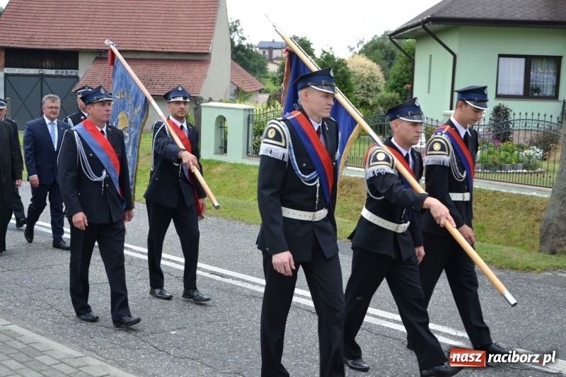 Zdjęcie w galerii na portalu naszraciborz.pl: Bogu na chwałę, ludziom na ratunek – jubileusz 110-lecia OSP w Krzyżanowicach wiadomości z regionu