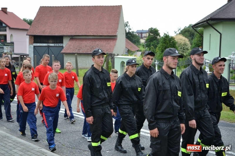 Zdjęcie w galerii na portalu naszraciborz.pl: Bogu na chwałę, ludziom na ratunek – jubileusz 110-lecia OSP w Krzyżanowicach wiadomości z regionu
