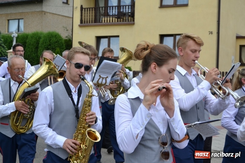 Zdjęcie w galerii na portalu naszraciborz.pl: Bogu na chwałę, ludziom na ratunek – jubileusz 110-lecia OSP w Krzyżanowicach wiadomości z regionu