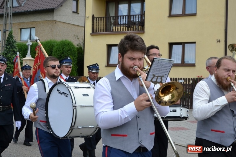 Zdjęcie w galerii na portalu naszraciborz.pl: Bogu na chwałę, ludziom na ratunek – jubileusz 110-lecia OSP w Krzyżanowicach wiadomości z regionu