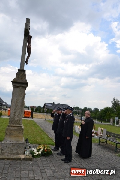 Zdjęcie w galerii na portalu naszraciborz.pl: Bogu na chwałę, ludziom na ratunek – jubileusz 110-lecia OSP w Krzyżanowicach wiadomości z regionu