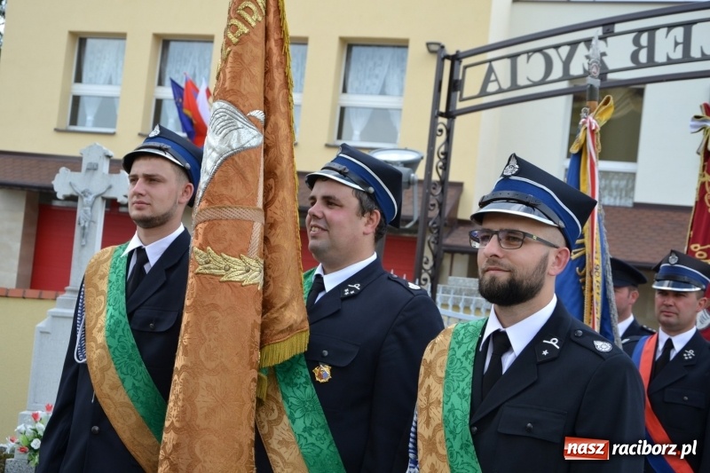Zdjęcie w galerii na portalu naszraciborz.pl: Bogu na chwałę, ludziom na ratunek – jubileusz 110-lecia OSP w Krzyżanowicach wiadomości z regionu