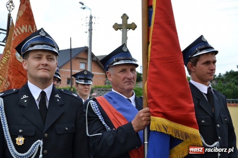 Zdjęcie w galerii na portalu naszraciborz.pl: Bogu na chwałę, ludziom na ratunek – jubileusz 110-lecia OSP w Krzyżanowicach wiadomości z regionu
