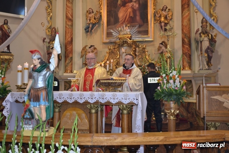 Zdjęcie w galerii na portalu naszraciborz.pl: Bogu na chwałę, ludziom na ratunek – jubileusz 110-lecia OSP w Krzyżanowicach wiadomości z regionu