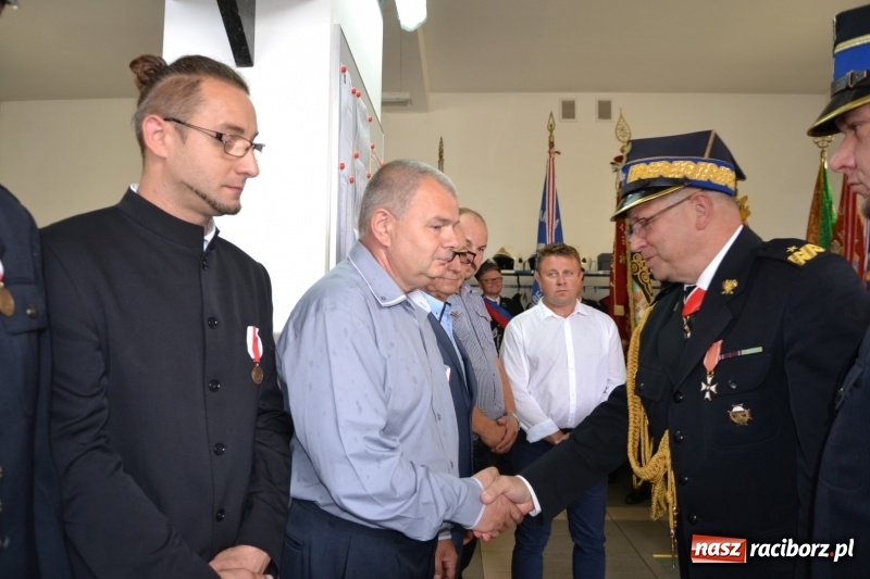 Zdjęcie w galerii na portalu naszraciborz.pl: Bogu na chwałę, ludziom na ratunek – jubileusz 110-lecia OSP w Krzyżanowicach wiadomości z regionu