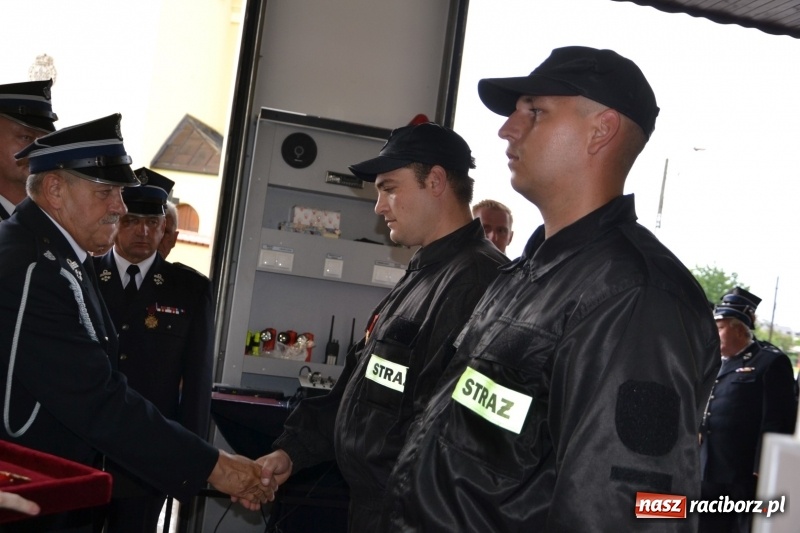 Zdjęcie w galerii na portalu naszraciborz.pl: Bogu na chwałę, ludziom na ratunek – jubileusz 110-lecia OSP w Krzyżanowicach wiadomości z regionu