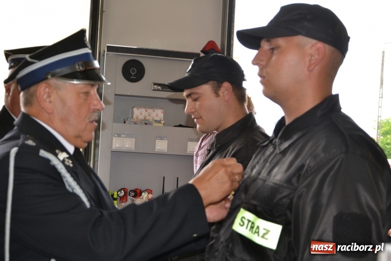 Zdjęcie w galerii na portalu naszraciborz.pl: Bogu na chwałę, ludziom na ratunek – jubileusz 110-lecia OSP w Krzyżanowicach wiadomości z regionu