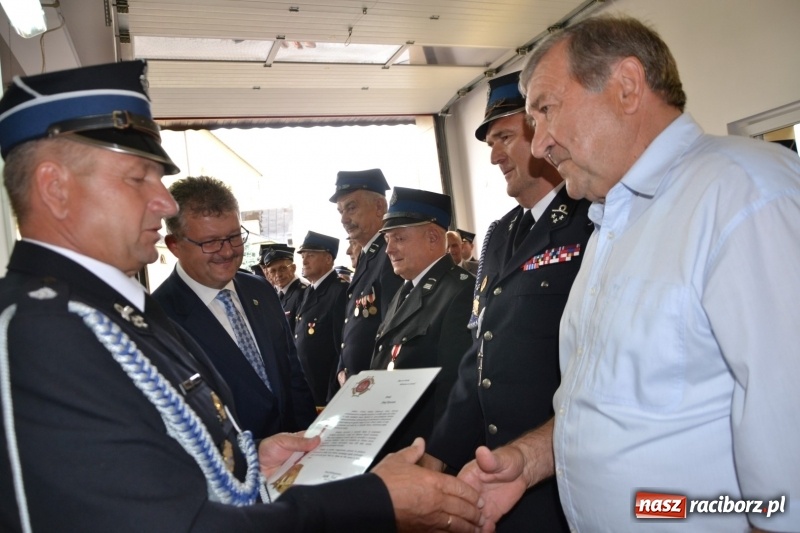 Zdjęcie w galerii na portalu naszraciborz.pl: Bogu na chwałę, ludziom na ratunek – jubileusz 110-lecia OSP w Krzyżanowicach wiadomości z regionu