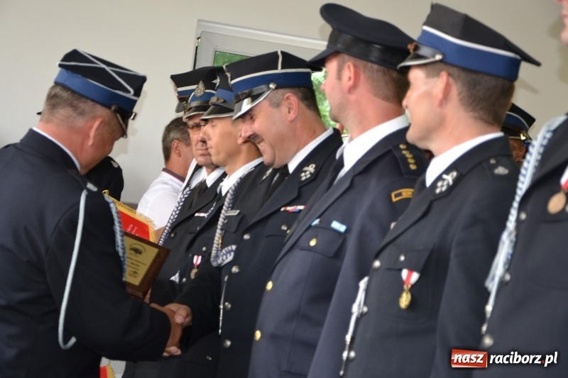 Zdjęcie w galerii na portalu naszraciborz.pl: Bogu na chwałę, ludziom na ratunek – jubileusz 110-lecia OSP w Krzyżanowicach wiadomości z regionu