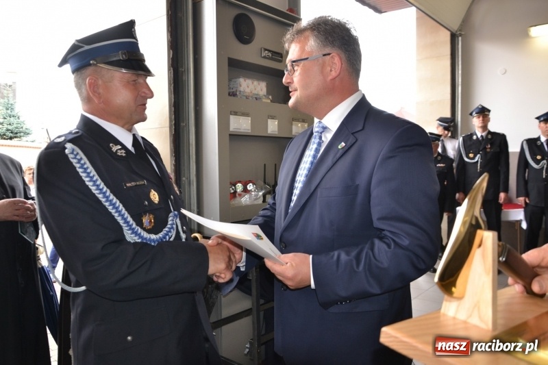 Zdjęcie w galerii na portalu naszraciborz.pl: Bogu na chwałę, ludziom na ratunek – jubileusz 110-lecia OSP w Krzyżanowicach wiadomości z regionu