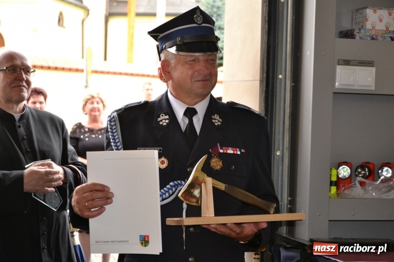 Zdjęcie w galerii na portalu naszraciborz.pl: Bogu na chwałę, ludziom na ratunek – jubileusz 110-lecia OSP w Krzyżanowicach wiadomości z regionu