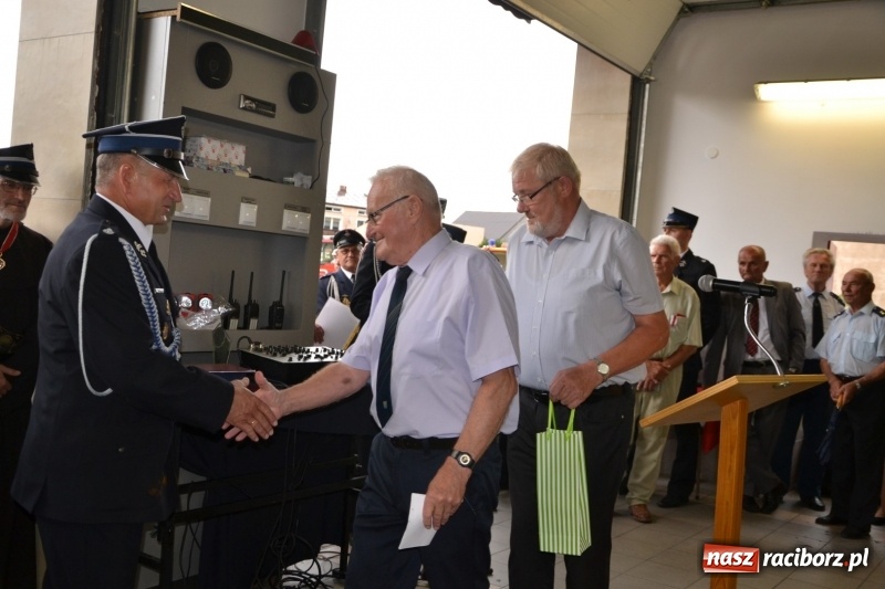 Zdjęcie w galerii na portalu naszraciborz.pl: Bogu na chwałę, ludziom na ratunek – jubileusz 110-lecia OSP w Krzyżanowicach wiadomości z regionu