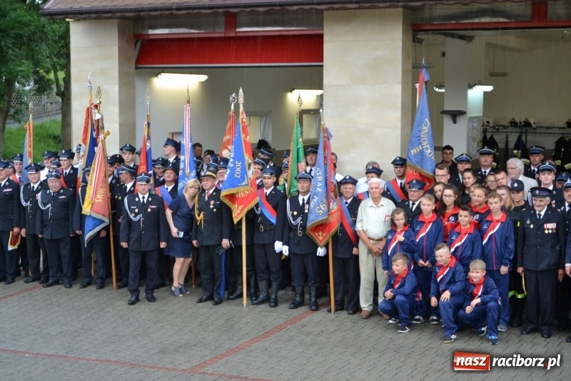 Zdjęcie w galerii na portalu naszraciborz.pl: Bogu na chwałę, ludziom na ratunek – jubileusz 110-lecia OSP w Krzyżanowicach wiadomości z regionu