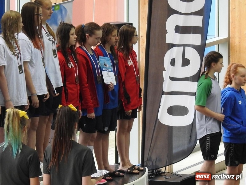 Zdjęcie w galerii na portalu naszraciborz.pl: Pływanie. Paulina Wojtaszewska ze złotem, srebrem i brązem  wiadomości z regionu