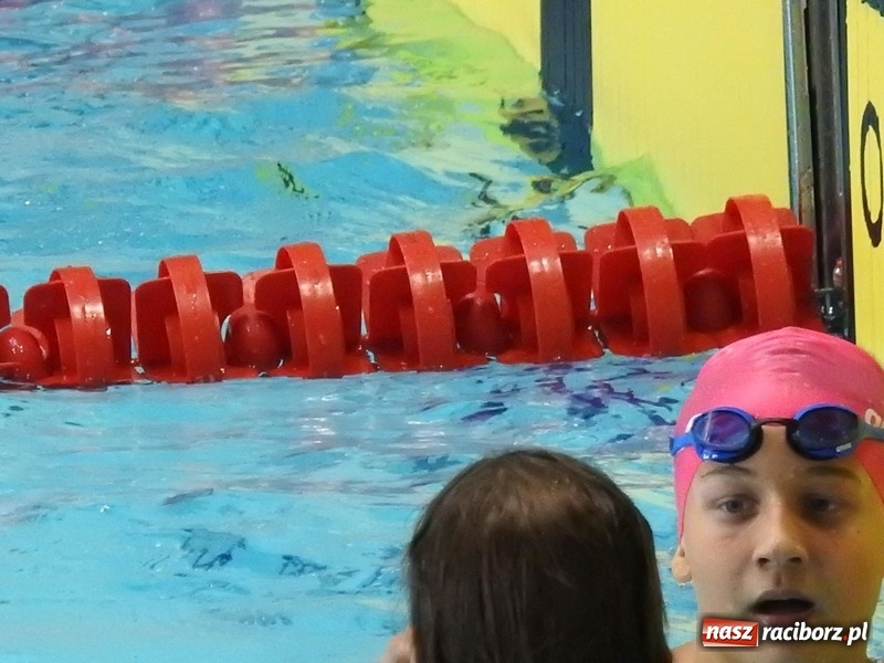 Zdjęcie w galerii na portalu naszraciborz.pl: Pływanie. Paulina Wojtaszewska ze złotem, srebrem i brązem  wiadomości z regionu