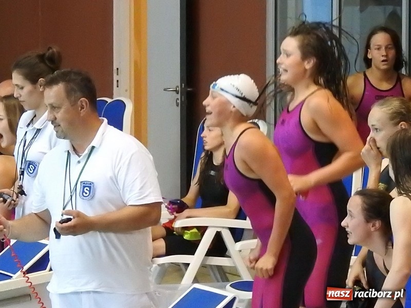 Zdjęcie w galerii na portalu naszraciborz.pl: Pływanie. Paulina Wojtaszewska ze złotem, srebrem i brązem  wiadomości z regionu