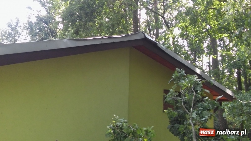 Zdjęcie w galerii na portalu naszraciborz.pl: Zniszczenia w Aquabraxie były ogromne. Ośrodek działa już normalnie FOTORELACJA wiadomości z regionu