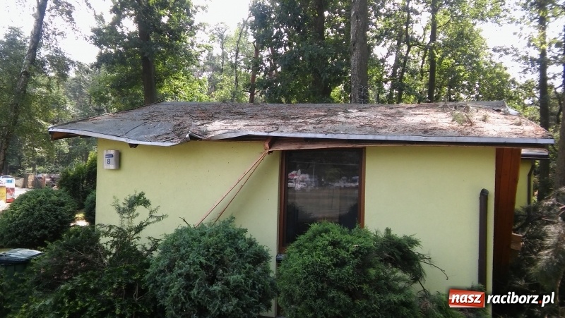 Zdjęcie w galerii na portalu naszraciborz.pl: Zniszczenia w Aquabraxie były ogromne. Ośrodek działa już normalnie FOTORELACJA wiadomości z regionu