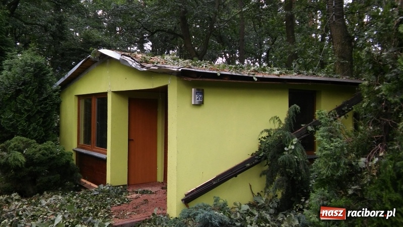 Zdjęcie w galerii na portalu naszraciborz.pl: Zniszczenia w Aquabraxie były ogromne. Ośrodek działa już normalnie FOTORELACJA wiadomości z regionu