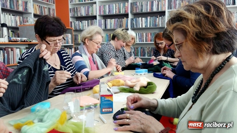 Zdjęcie w galerii na portalu naszraciborz.pl: Miejsca przyjazne seniorom - raciborska biblioteka bierze udział w plebiscycie  wiadomości z regionu
