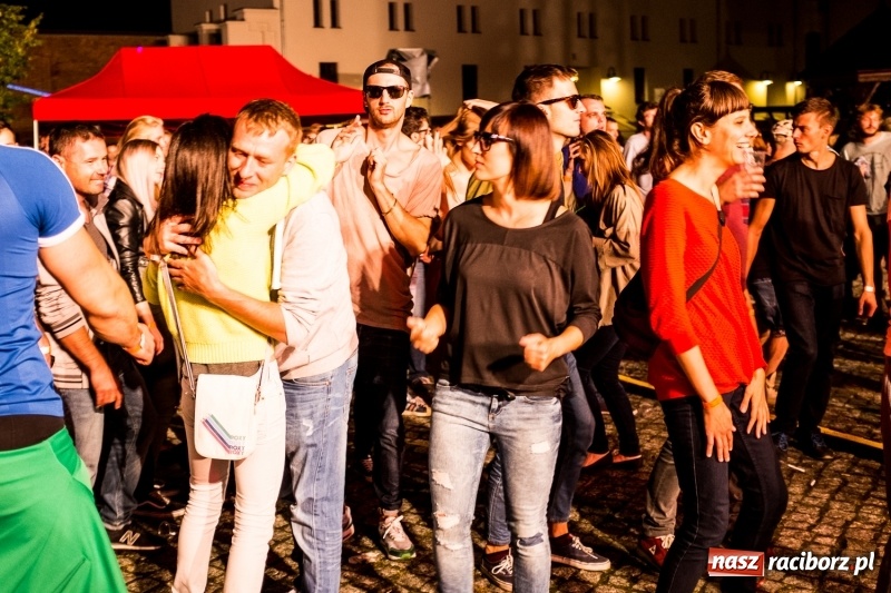 Zdjęcie w galerii na portalu naszraciborz.pl: W hotelach wszystko zabukowane. Organizatorzy INTRO Festivalu szukają wolnych miejsc noclegowych  wiadomości z regionu