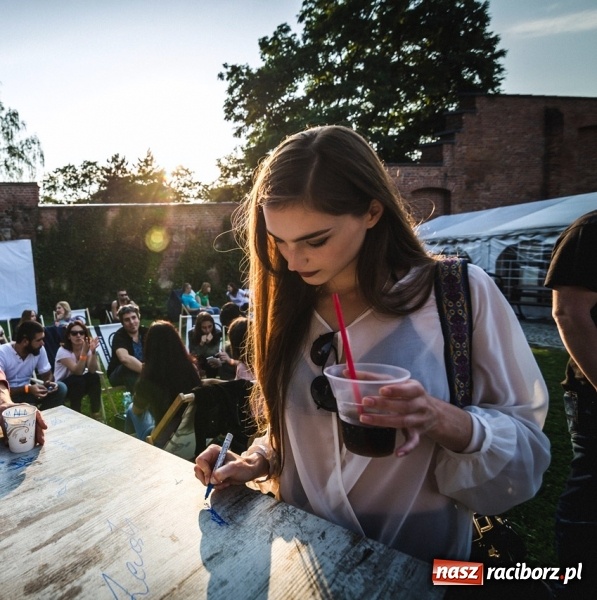 Zdjęcie w galerii na portalu naszraciborz.pl: W hotelach wszystko zabukowane. Organizatorzy INTRO Festivalu szukają wolnych miejsc noclegowych  wiadomości z regionu