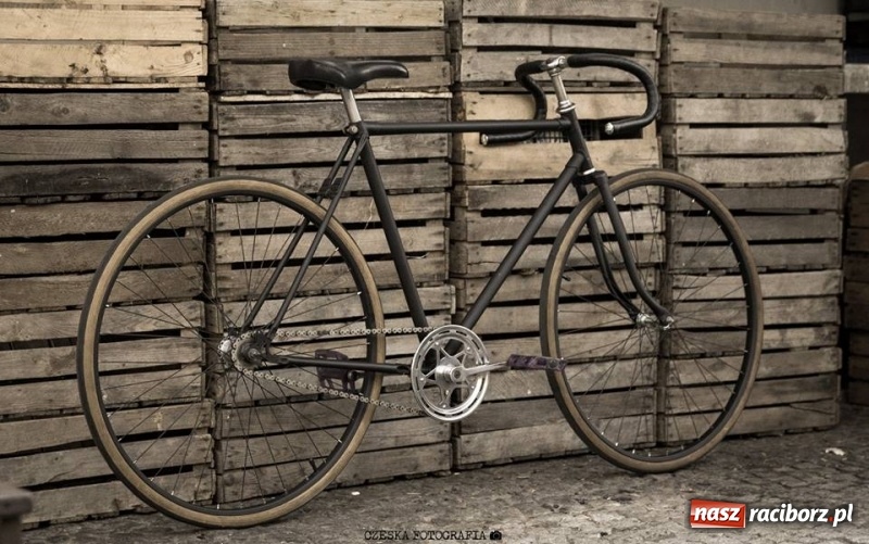 Zdjęcie w galerii na portalu naszraciborz.pl: Rowerem przez raciborski PRL... Magiczne zdjęcia znanych i nieznanych zakątków miasta wiadomości z regionu