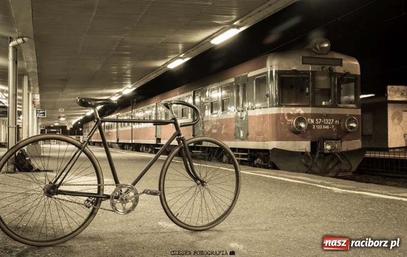 Zdjęcie w galerii na portalu naszraciborz.pl: Rowerem przez raciborski PRL... Magiczne zdjęcia znanych i nieznanych zakątków miasta wiadomości z regionu