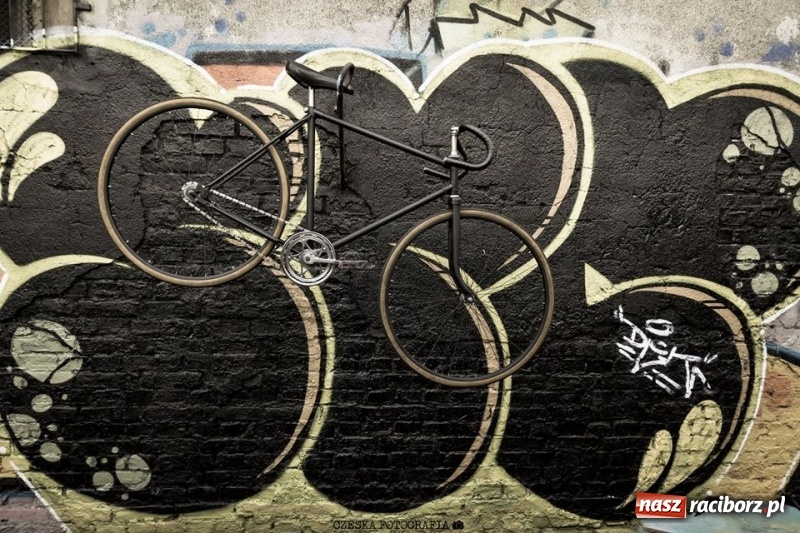 Zdjęcie w galerii na portalu naszraciborz.pl: Rowerem przez raciborski PRL... Magiczne zdjęcia znanych i nieznanych zakątków miasta wiadomości z regionu