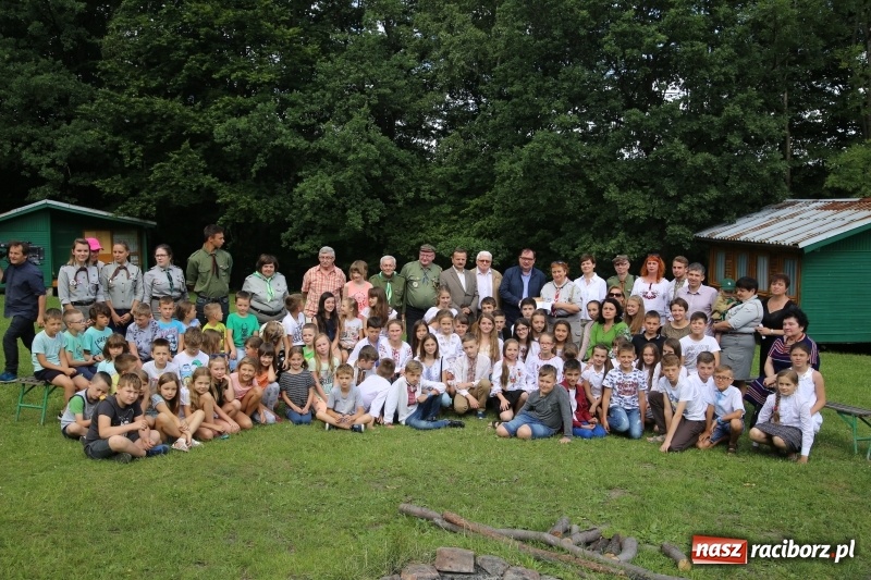 Zdjęcie w galerii na portalu naszraciborz.pl: Z wizytą u harcerzy  wiadomości z regionu