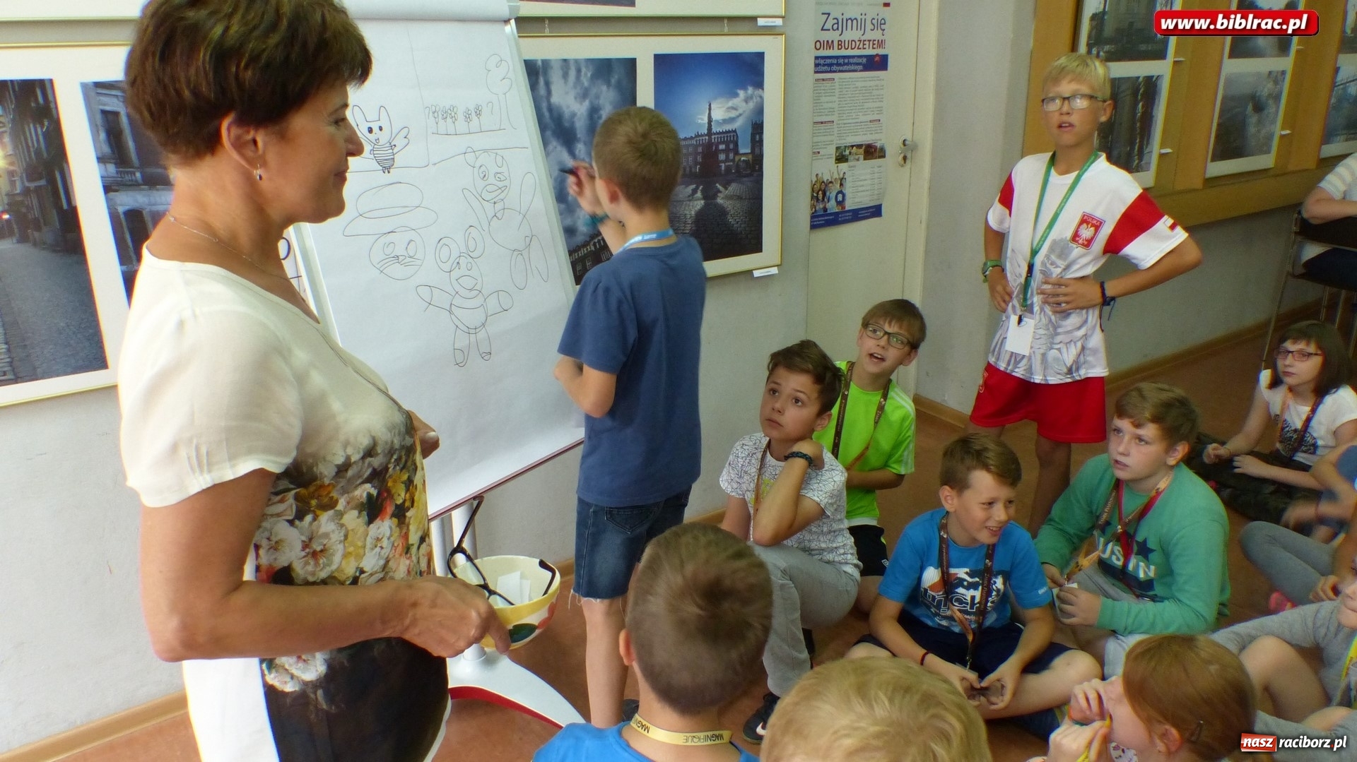 Zdjęcie w galerii na portalu naszraciborz.pl: Lato z biblioteką - w książnicy obchodzono Dzień Przyjaciela wiadomości z regionu