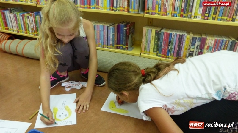 Zdjęcie w galerii na portalu naszraciborz.pl: Lato z biblioteką - w książnicy obchodzono Dzień Przyjaciela wiadomości z regionu