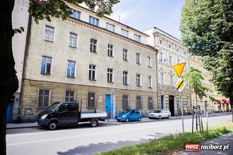 Zdjęcie w galerii na portalu naszraciborz.pl: Miasto zdobyło pieniądze na remont budynku starej komendy policji wiadomości z regionu