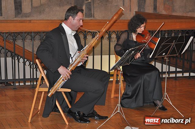 Zdjęcie w galerii na portalu naszraciborz.pl: Spotkanie fagotu ze smyczkami wiadomości z regionu