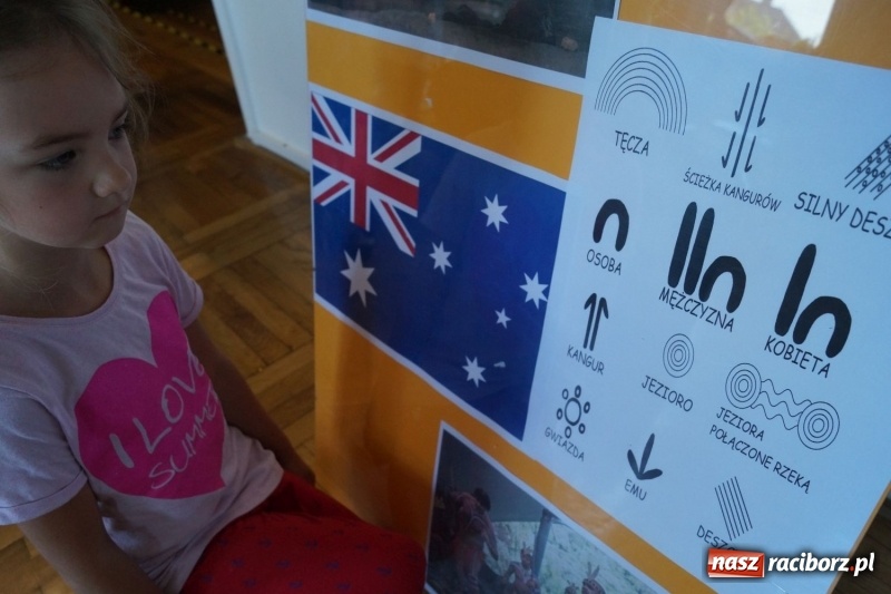 Zdjęcie w galerii na portalu naszraciborz.pl: Dziś bębny i pismo Aborygenów. Trwa podróż z Nędzy do Australii  wiadomości z regionu